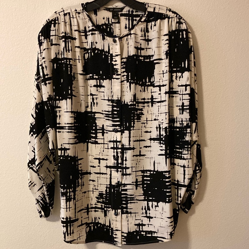 St. John Silk Like New Blouse